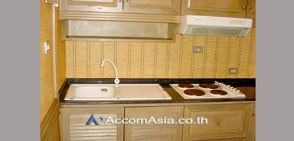 4  1 br Condominium For Sale in Sukhumvit ,Bangkok BTS Asok - MRT Sukhumvit at Lake Avenue AA29684