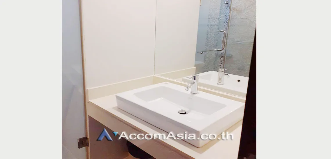 4  1 br Condominium For Rent in Ploenchit ,Bangkok BTS Ratchadamri at The Rajdamri AA29737