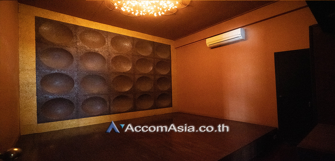 9  10 br House For Rent in Sukhumvit ,Bangkok BTS Phrom Phong AA29769