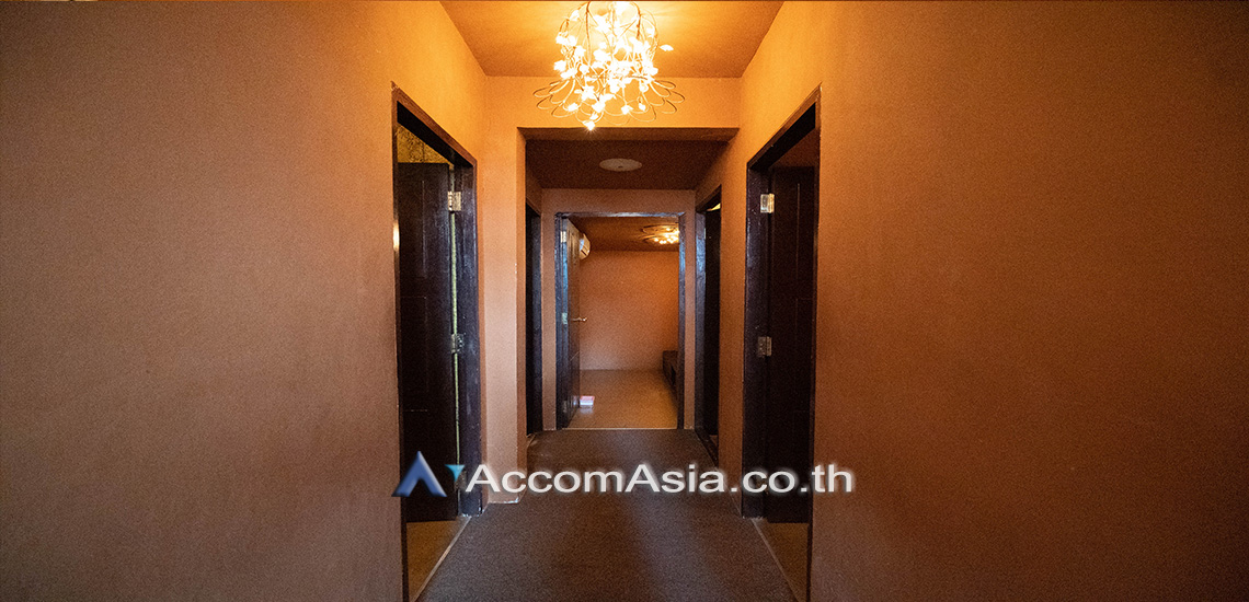 15  10 br House For Rent in Sukhumvit ,Bangkok BTS Phrom Phong AA29769