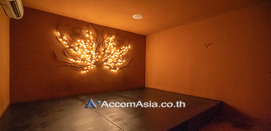 16  10 br House For Rent in Sukhumvit ,Bangkok BTS Phrom Phong AA29769