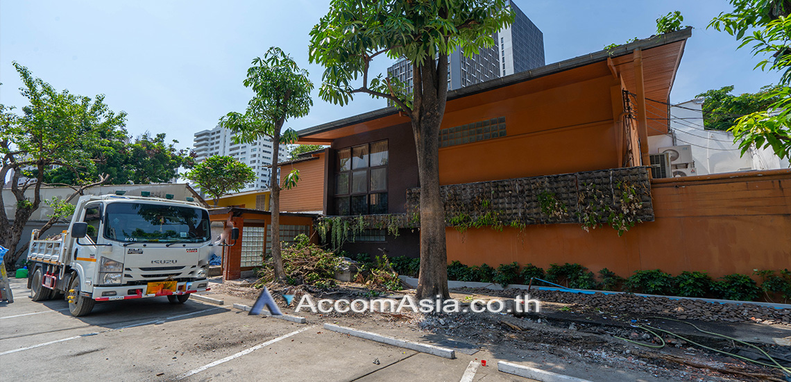18  10 br House For Rent in Sukhumvit ,Bangkok BTS Phrom Phong AA29769