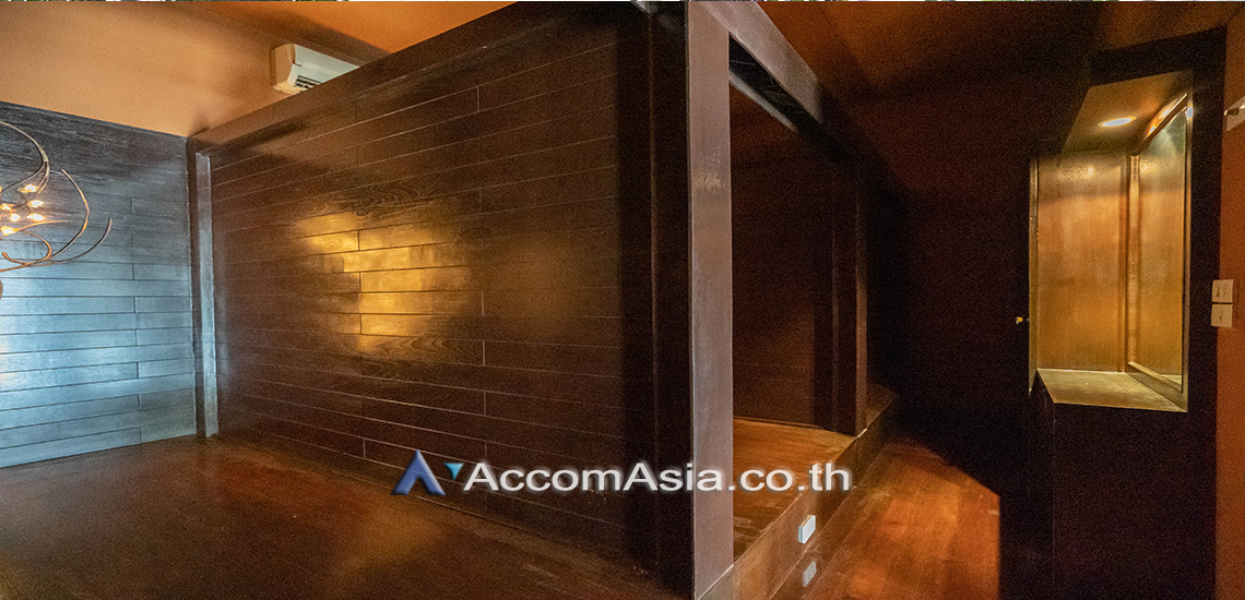 10  10 br House For Rent in Sukhumvit ,Bangkok BTS Phrom Phong AA29769