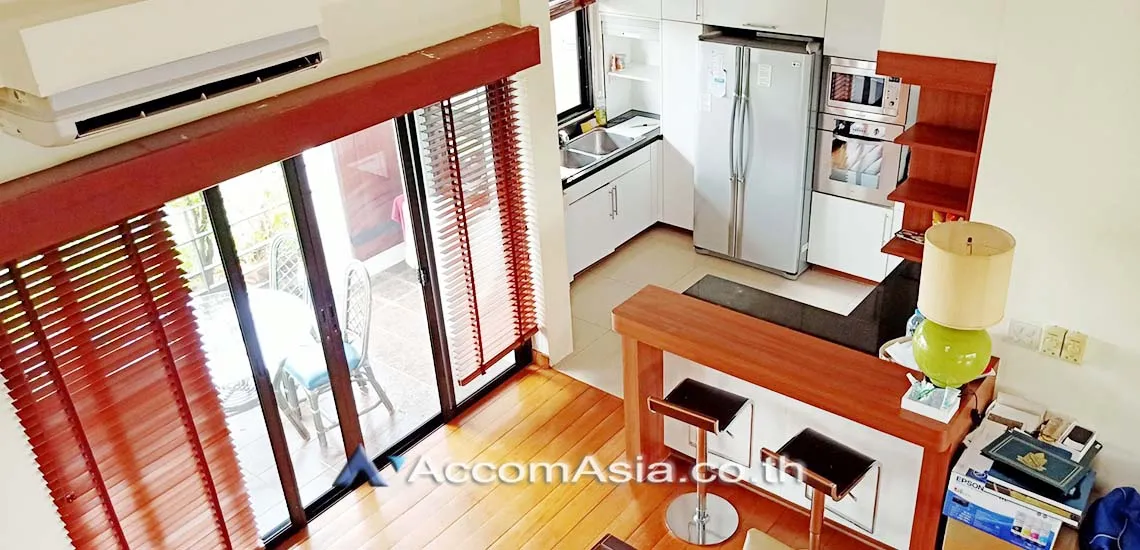 unitDuplex Condo |  3 Bedrooms  Apartment For Rent in Phaholyothin, Bangkok  near BTS Ari (AA29784)