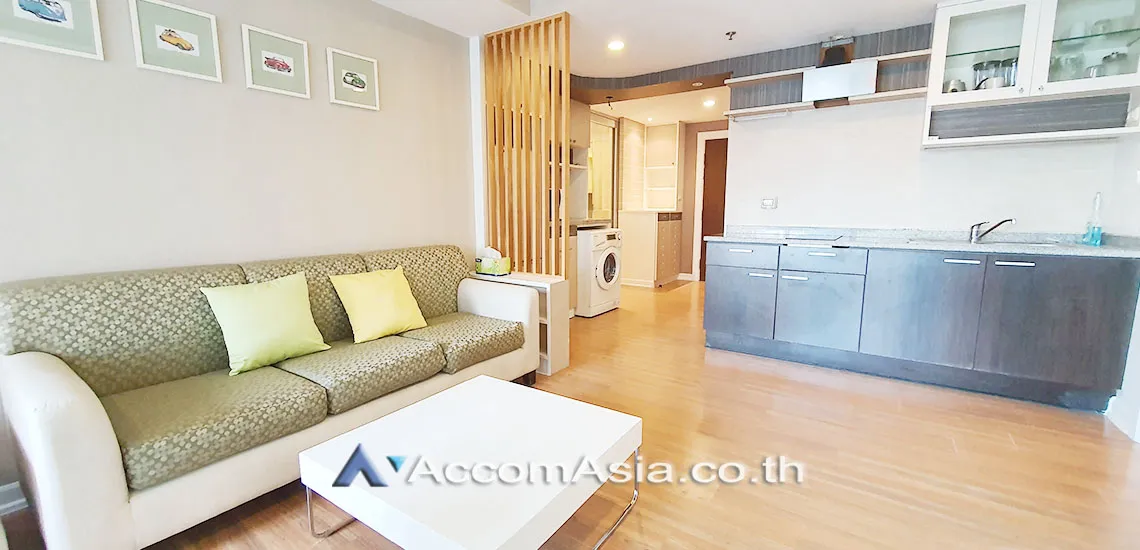 unit 2 Bedrooms  Condominium For Rent in Sukhumvit, Bangkok  near BTS Nana (AA29792)