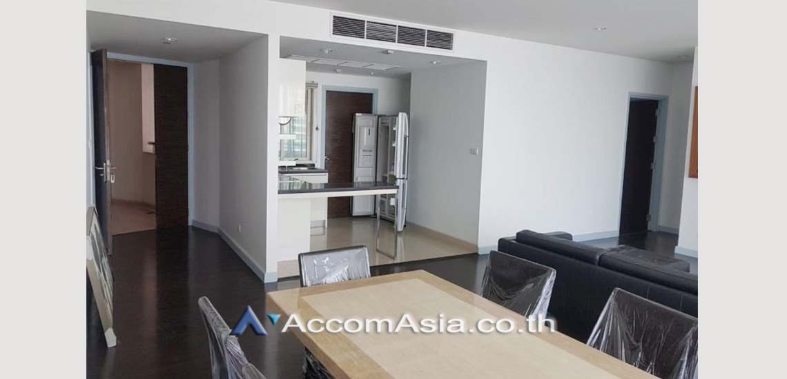  1  3 br Condominium For Rent in Charoen Nakhon ,Bangkok BTS Krung Thon Buri at WaterMark Chaophraya River AA29841