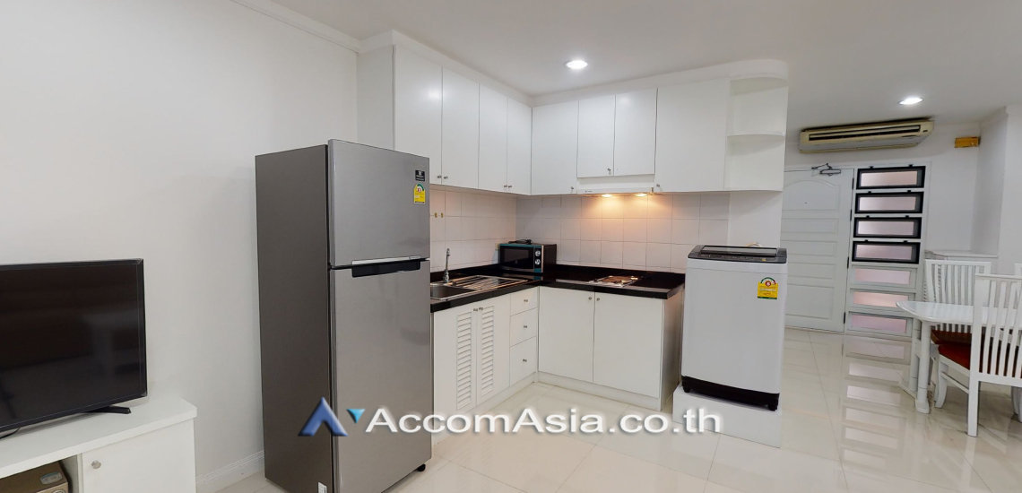 unit 1 Bedroom  Condominium For Rent & Sale in Sukhumvit, Bangkok  near BTS Phrom Phong (AA29860)