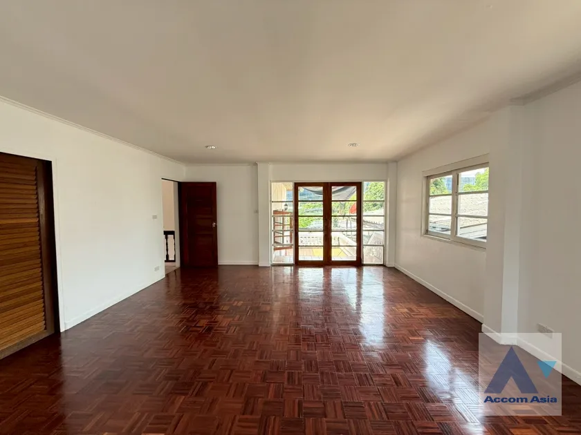 11  2 br House For Rent in Sukhumvit ,Bangkok MRT Sukhumvit - BTS Asok AA29865