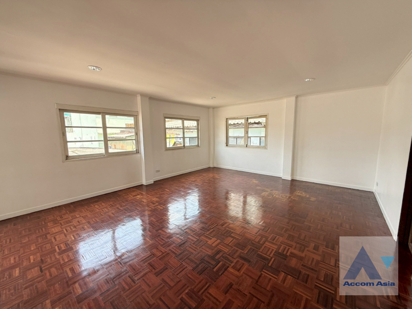 13  2 br House For Rent in Sukhumvit ,Bangkok MRT Sukhumvit - BTS Asok AA29865