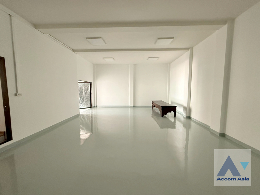 20  2 br House For Rent in Sukhumvit ,Bangkok MRT Sukhumvit - BTS Asok AA29865