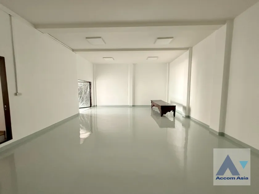 20  2 br House For Rent in Sukhumvit ,Bangkok MRT Sukhumvit - BTS Asok AA29865