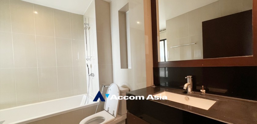 6  2 br Condominium For Sale in Sathorn ,Bangkok BTS Sala Daeng - MRT Lumphini at Sathorn Gardens AA29895