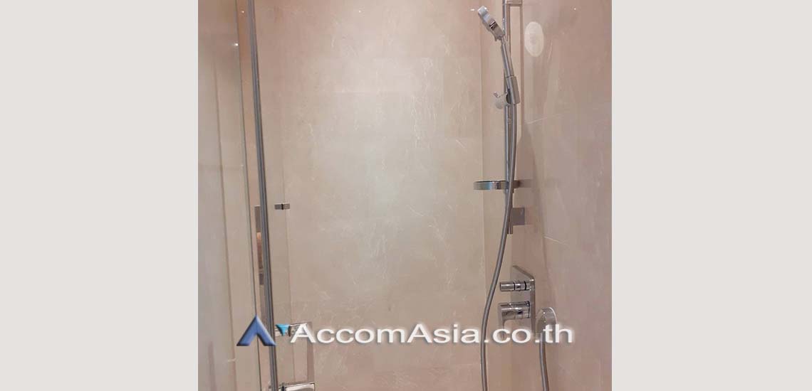 13  2 br Condominium For Rent in Ploenchit ,Bangkok BTS Ratchadamri at Magnolias Ratchadamri Boulevard AA29948