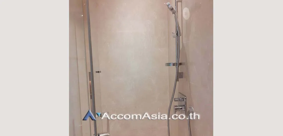 13  2 br Condominium For Rent in Ploenchit ,Bangkok BTS Ratchadamri at Magnolias Ratchadamri Boulevard AA29948