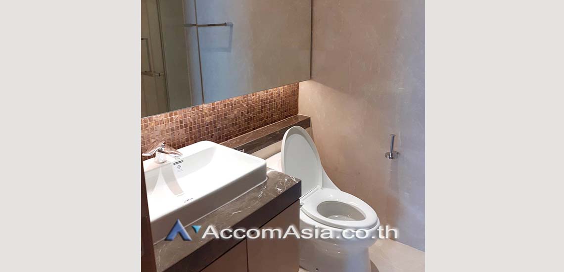 14  2 br Condominium For Rent in Ploenchit ,Bangkok BTS Ratchadamri at Magnolias Ratchadamri Boulevard AA29948