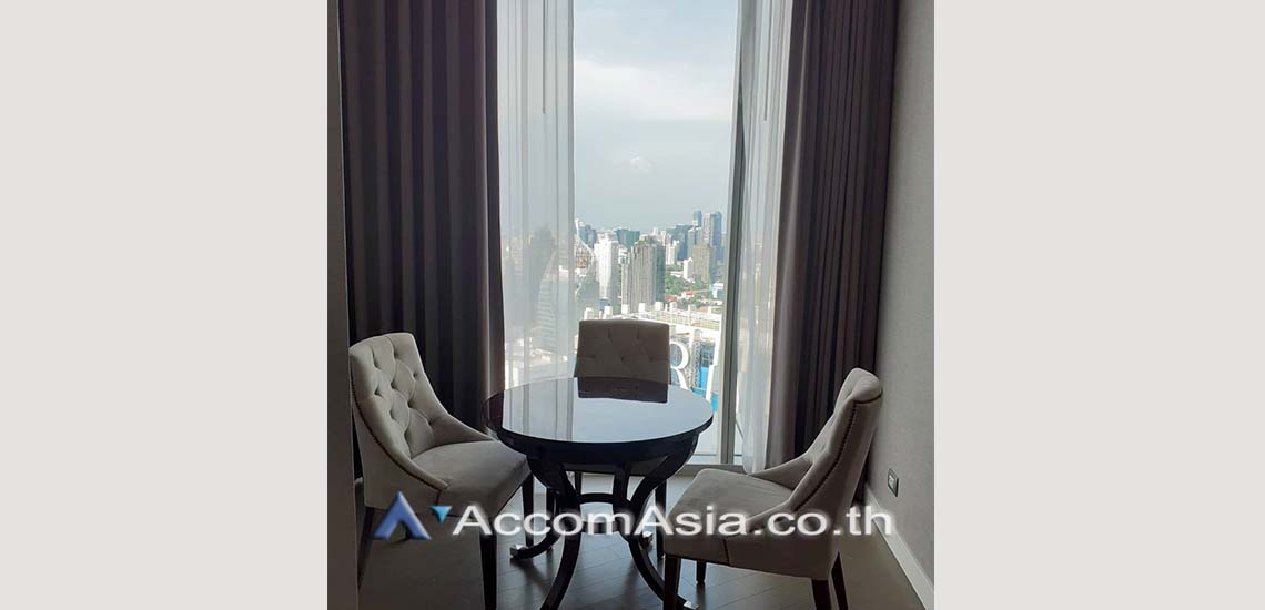 11  2 br Condominium For Rent in Ploenchit ,Bangkok BTS Ratchadamri at Magnolias Ratchadamri Boulevard AA29948
