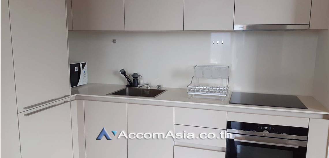 4  2 br Condominium For Rent in Ploenchit ,Bangkok BTS Ratchadamri at Magnolias Ratchadamri Boulevard AA29949