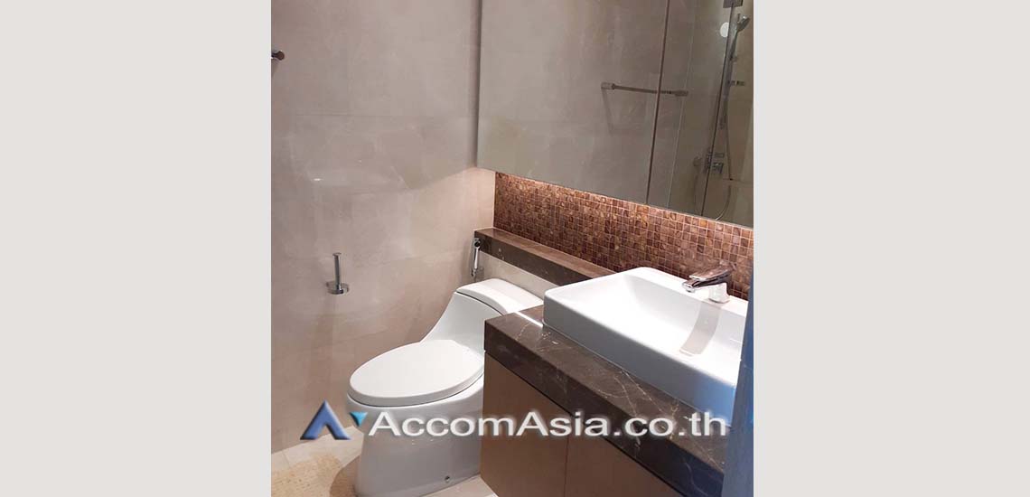 12  2 br Condominium For Rent in Ploenchit ,Bangkok BTS Ratchadamri at Magnolias Ratchadamri Boulevard AA29949