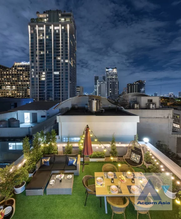 19  4 br House For Rent in Ploenchit ,Bangkok BTS Chitlom AA29957