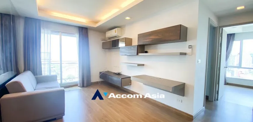 Thru Thonglor Condominium  2 Bedroom for Sale BTS Thong Lo in Ratchadaphisek Bangkok
