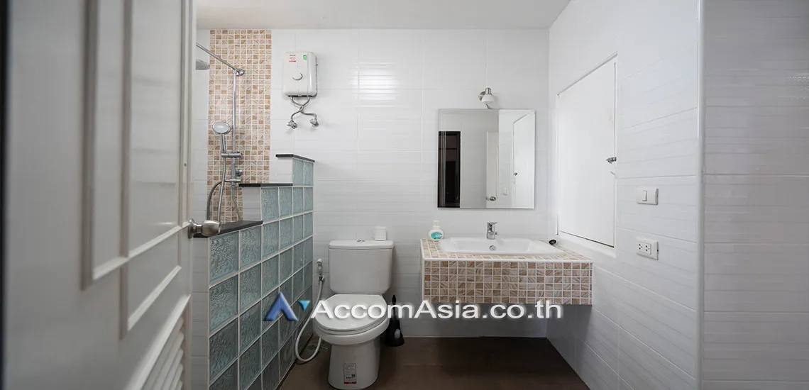 7  3 br Condominium For Rent in Sukhumvit ,Bangkok BTS Thong Lo at Karuehart Thongthip AA29971