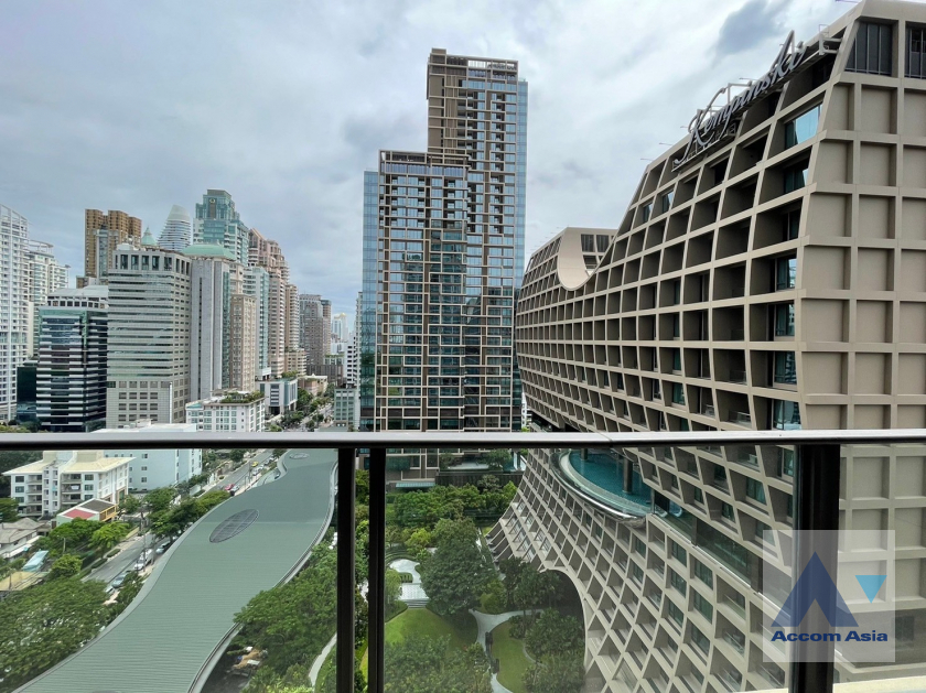 5  3 br Condominium For Rent in Ploenchit ,Bangkok BTS Chitlom at The Residences at Sindhorn Kempinski Hotel Bangkok AA29972