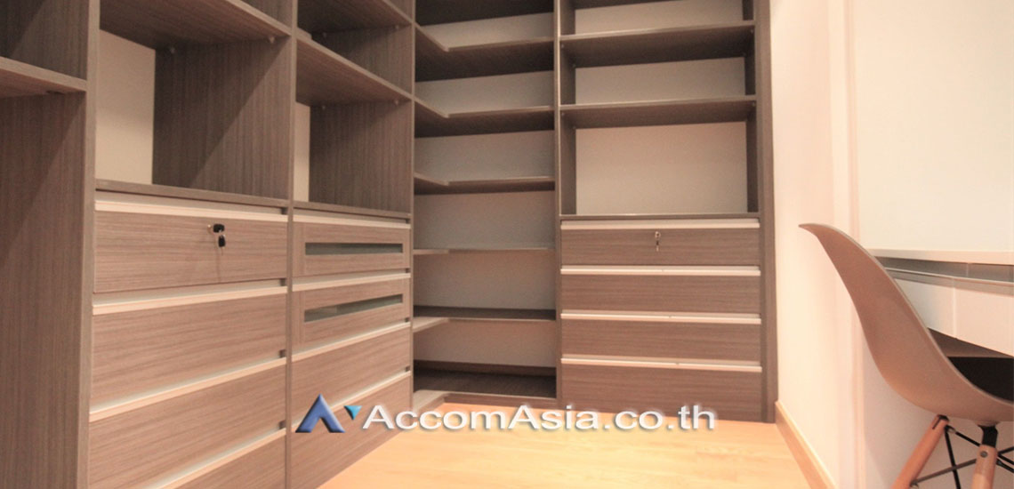 6  2 br Condominium For Rent in Phaholyothin ,Bangkok BTS Ari at Le Monaco Residence AA29987