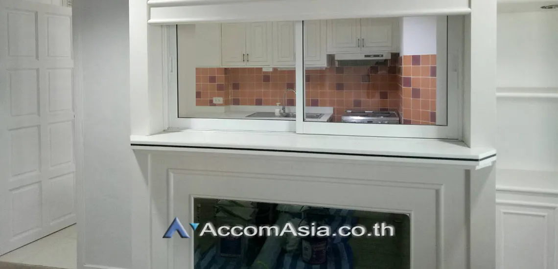 unitPet friendly |  3 Bedrooms  Condominium For Rent in Sukhumvit, Bangkok  near BTS Thong Lo (AA30002)