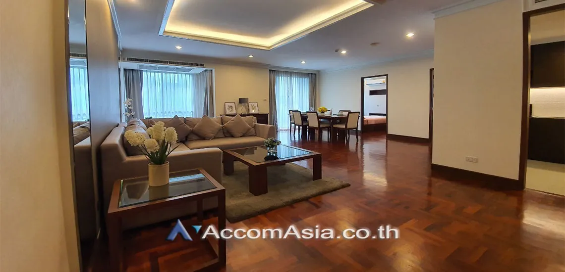unit 2 Bedrooms  Apartment For Rent in Ploenchit, Bangkok  near BTS Ploenchit (AA30008)