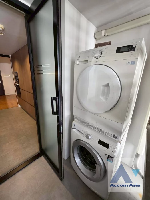 10  3 br Apartment For Rent in Sukhumvit ,Bangkok BTS Phrom Phong at Modern Apartment AA30017