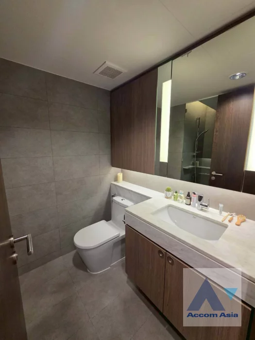 16  3 br Apartment For Rent in Sukhumvit ,Bangkok BTS Phrom Phong at Modern Apartment AA30017