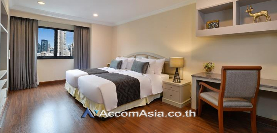 unitPet friendly |  3 Bedrooms  Apartment For Rent in Sukhumvit, Bangkok  near MRT Sukhumvit - BTS Asok (AA30027)