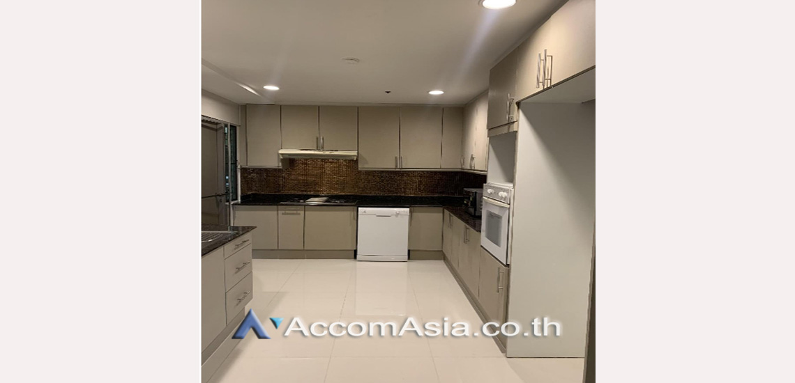 6  3 br Apartment For Rent in Sukhumvit ,Bangkok MRT Sukhumvit - BTS Asok at Perfect Apartment for Big Family, Prime Location Near Main Street AA30027