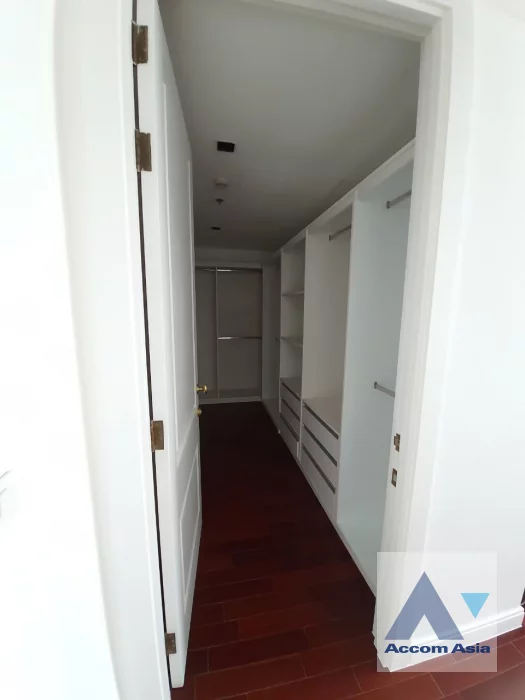 8  4 br Condominium For Rent in Ploenchit ,Bangkok BTS Ploenchit at Athenee Residence AA30043
