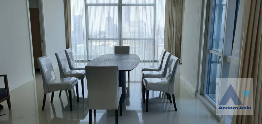 unitFully Furnished |  4 Bedrooms  Condominium For Rent in Ploenchit, Bangkok  near BTS Ploenchit (AA30043)