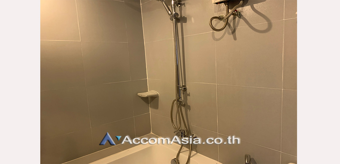 10  3 br Apartment For Rent in Sukhumvit ,Bangkok BTS Ekkamai at Ideal Place For Big Families AA30051