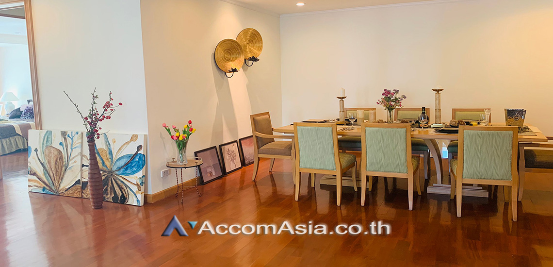  1  3 br Apartment For Rent in Sukhumvit ,Bangkok BTS Phrom Phong at Apartment with Top Facilities, Close to Emshere AA30056