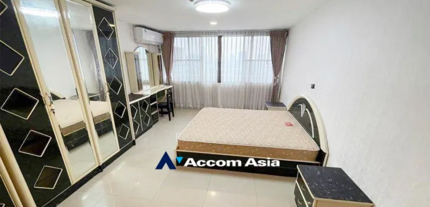 11  3 br Condominium for rent and sale in Sukhumvit ,Bangkok BTS Ekkamai at Empire House AA30068