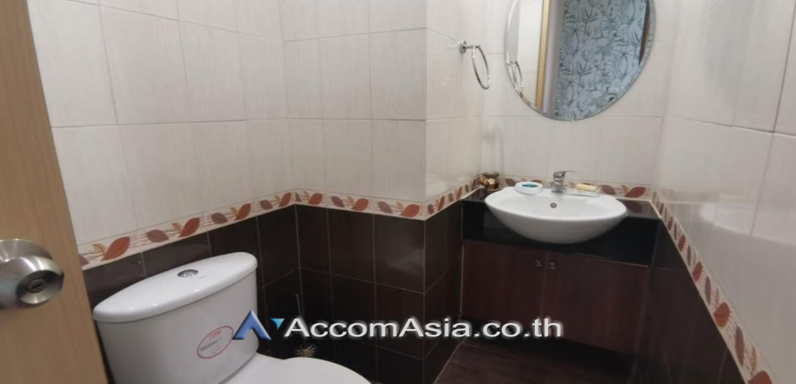 15  2 br Condominium For Rent in Sukhumvit ,Bangkok MRT Sukhumvit - BTS Asok at CitiSmart Sukhumvit 18 AA30069