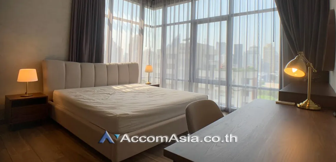 unit 2 Bedrooms  Condominium For Rent in Sukhumvit, Bangkok  near MRT Phetchaburi (AA30092)