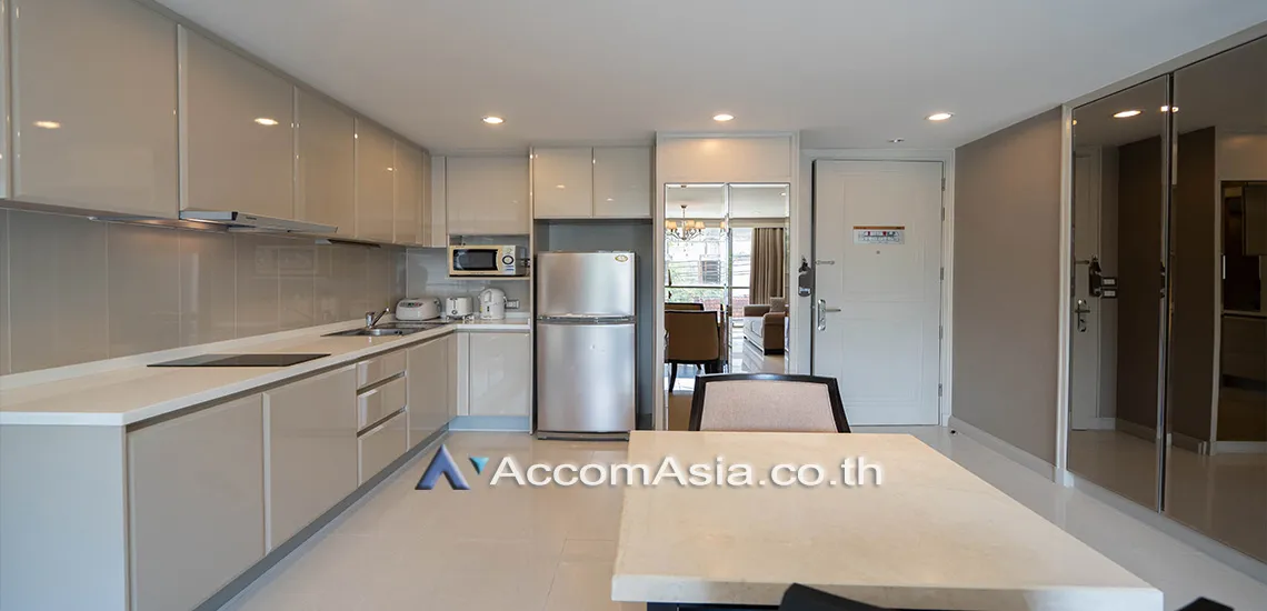 unit 1 Bedroom  Apartment For Rent in Sukhumvit, Bangkok  near BTS Phrom Phong (AA30128)
