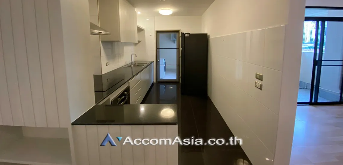 unitPet friendly |  3 Bedrooms  Condominium For Rent & Sale in Sukhumvit, Bangkok  near BTS Ekkamai (AA30151)