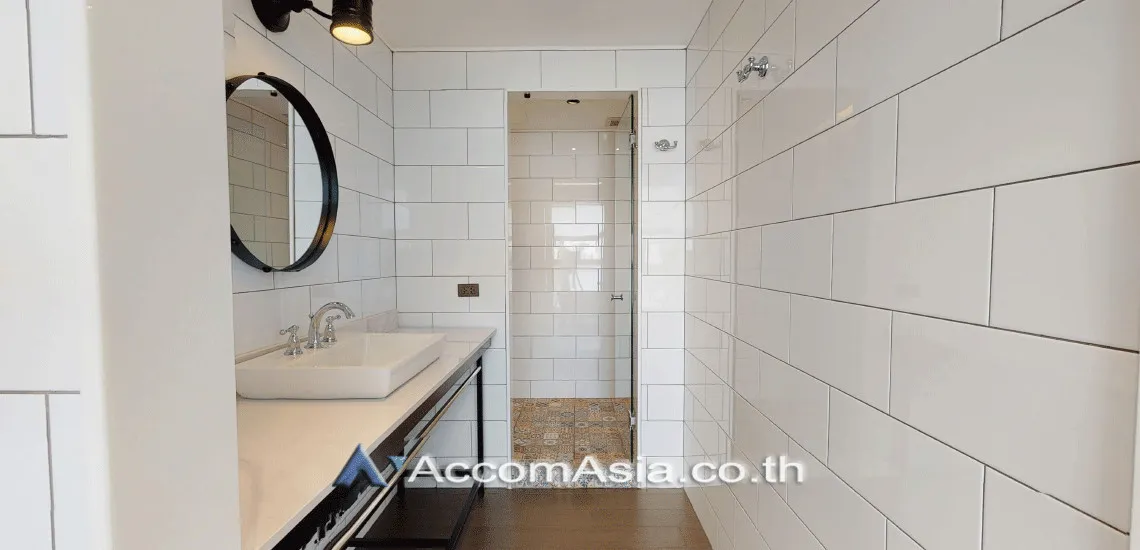 10  4 br Condominium for rent and sale in Sukhumvit ,Bangkok BTS Ekkamai at Penthouse Condominium 3 AA30156