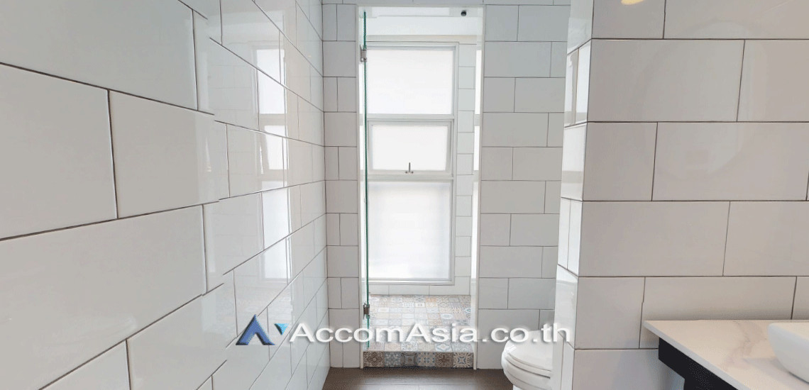 15  4 br Condominium For Rent in Sukhumvit ,Bangkok BTS Ekkamai at Penthouse Condominium 3 AA30156