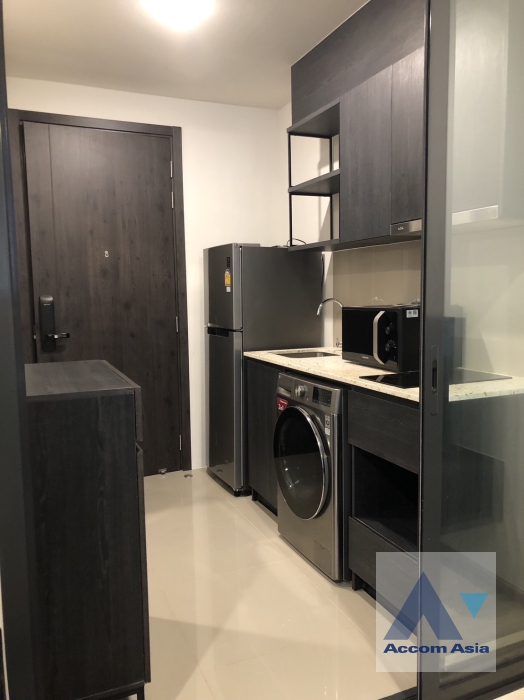 11  1 br Condominium For Rent in Ratchadaphisek ,Bangkok MRT Sutthisan at XT Huaikhwang  AA30158
