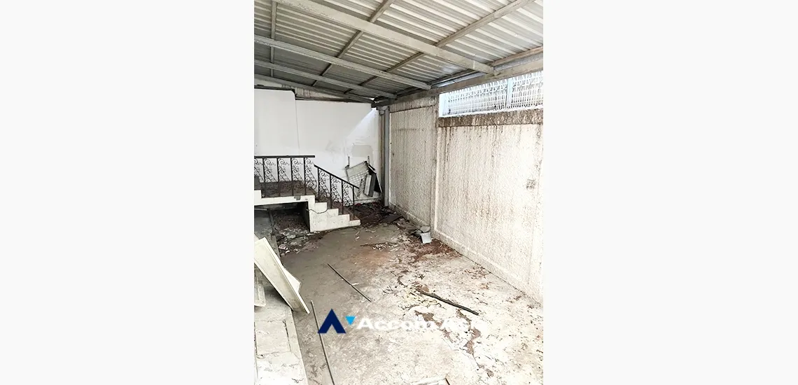 14  3 br Townhouse for rent and sale in Ploenchit ,Bangkok BTS Chitlom AA30203