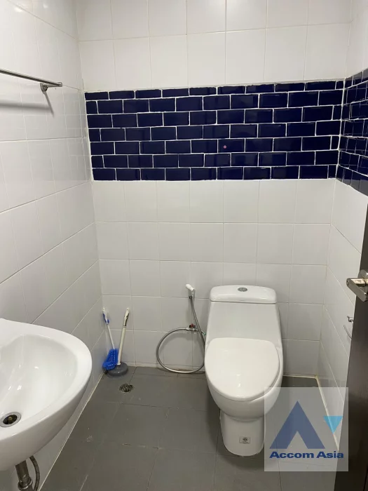 7  3 br Townhouse For Rent in Sukhumvit ,Bangkok BTS Phrom Phong AA30214