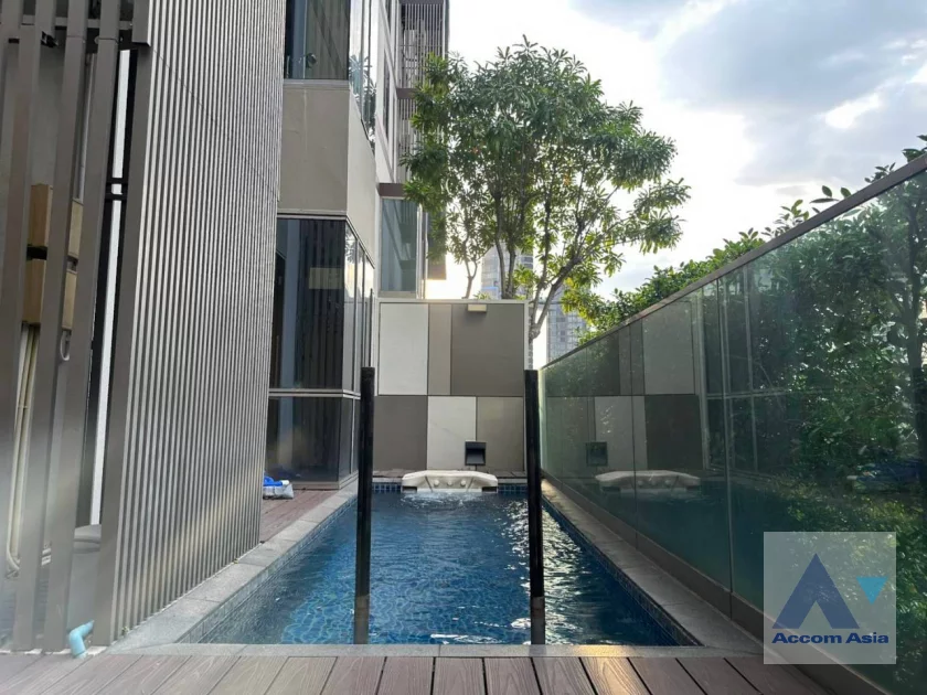 Condominium For Rent in Sukhumvit, Bangkok Code AA30240