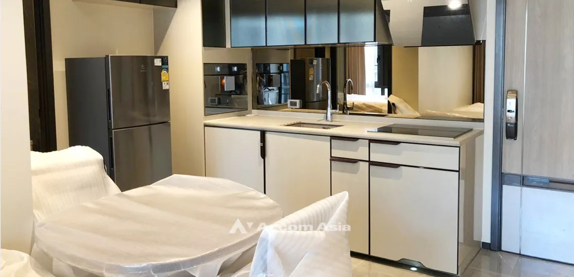 unit 2 Bedrooms  Condominium For Rent & Sale in Sukhumvit, Bangkok  near BTS Ekkamai (AA30256)
