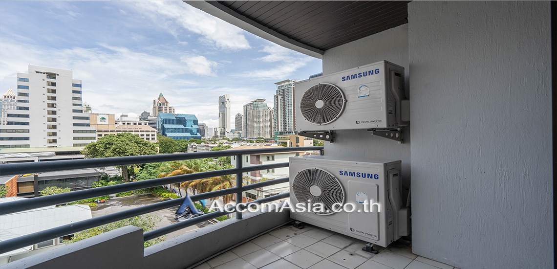 5  1 br Condominium For Rent in Silom ,Bangkok BTS Chong Nonsi at Pearl Garden AA30260